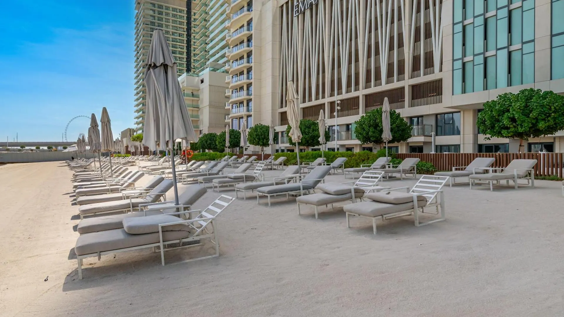 Chic 1 Bedroom On Private Beach In Dubai Harbour