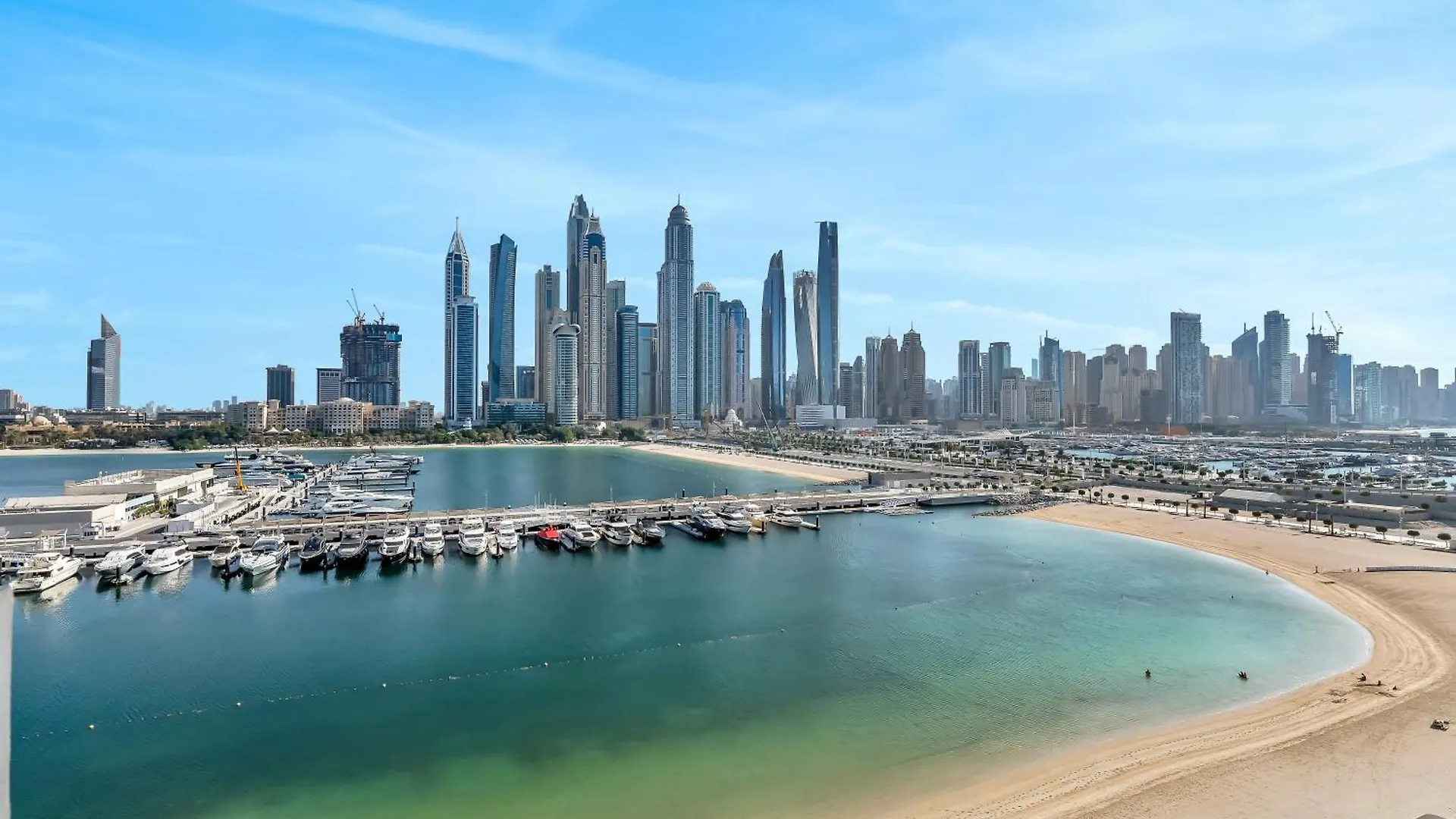Chic 1 Bedroom On Private Beach In Dubai Harbour United Arab Emirates