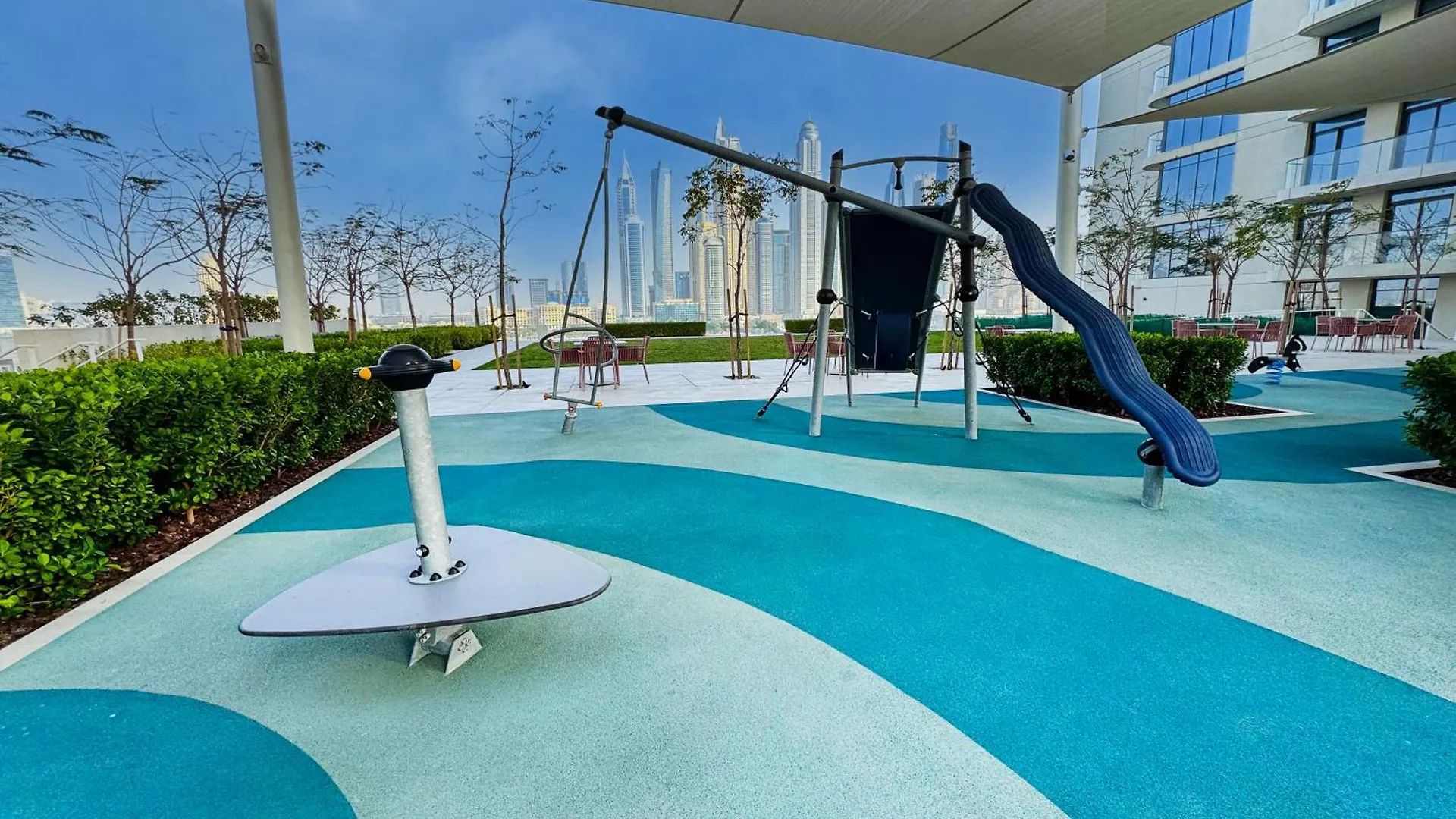 Chic 1 Bedroom On Private Beach In Dubai Harbour