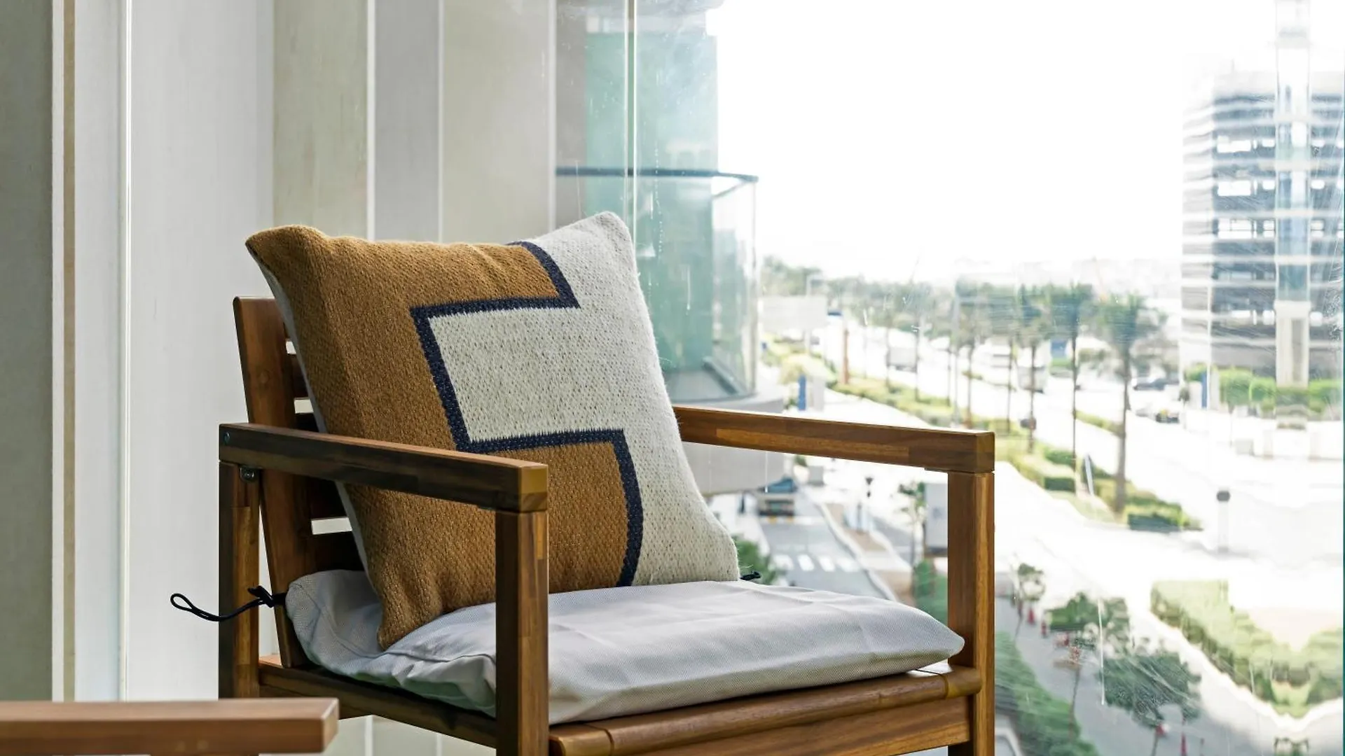 Apartment Chic 1 Bedroom On Private Beach In Dubai Harbour United Arab Emirates